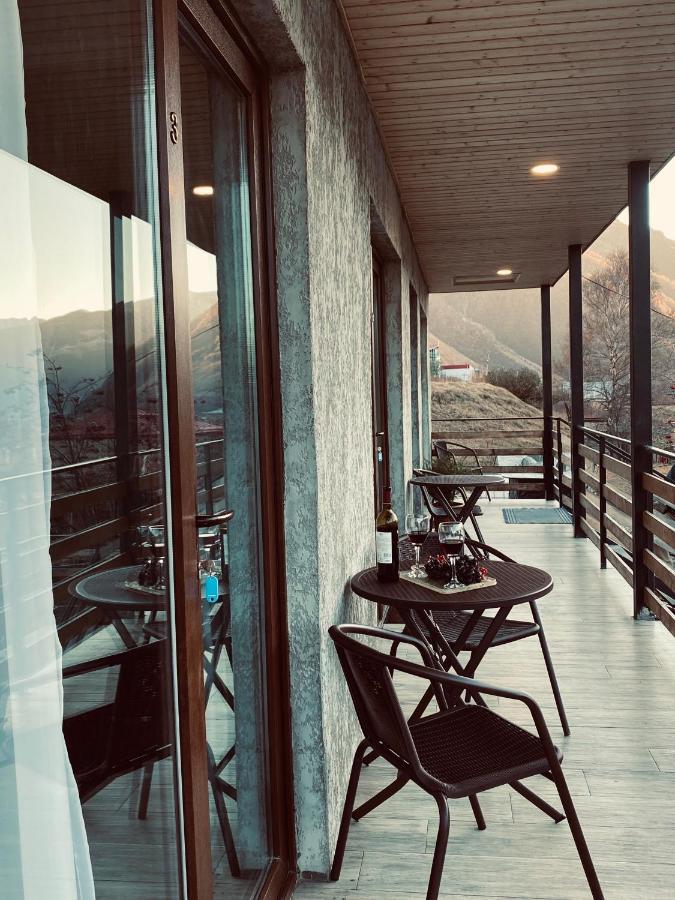 Guesthouse Relax In Kazbegi Esterno foto