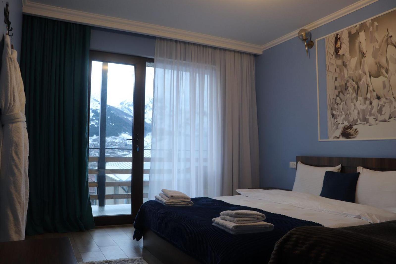 Guesthouse Relax In Kazbegi Esterno foto
